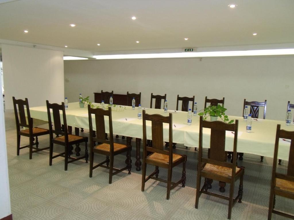 Hotel Restaurant L'Ecluse Antonne-et-Trigonant Luaran gambar