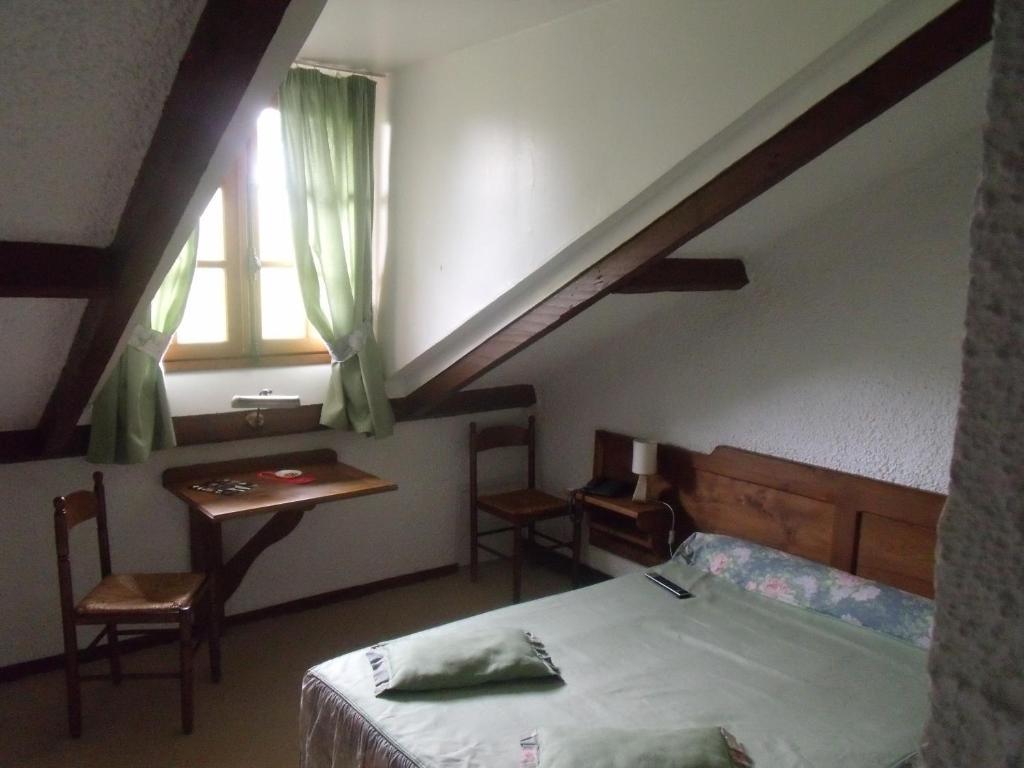 Hotel Restaurant L'Ecluse Antonne-et-Trigonant Bilik gambar