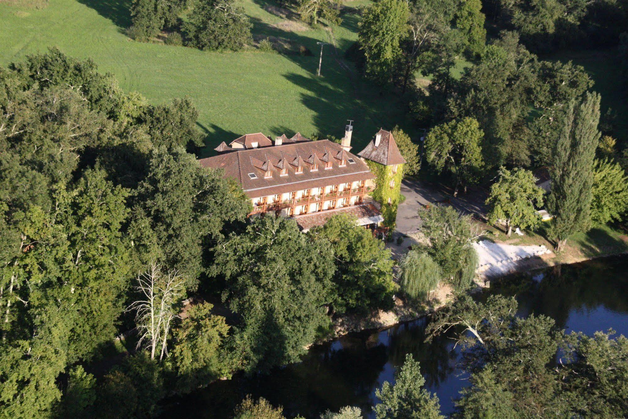 Hotel Restaurant L'Ecluse Antonne-et-Trigonant Luaran gambar